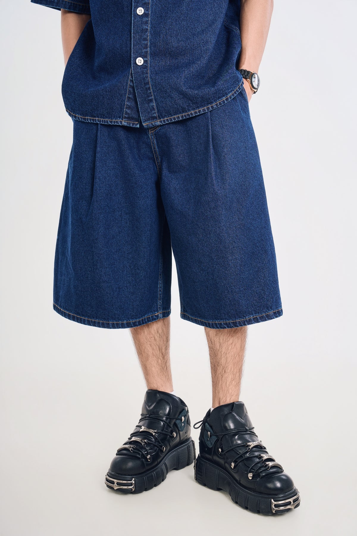 Quần Ngố Jeans Nam Ống Rộng Xếp Ly Y2K