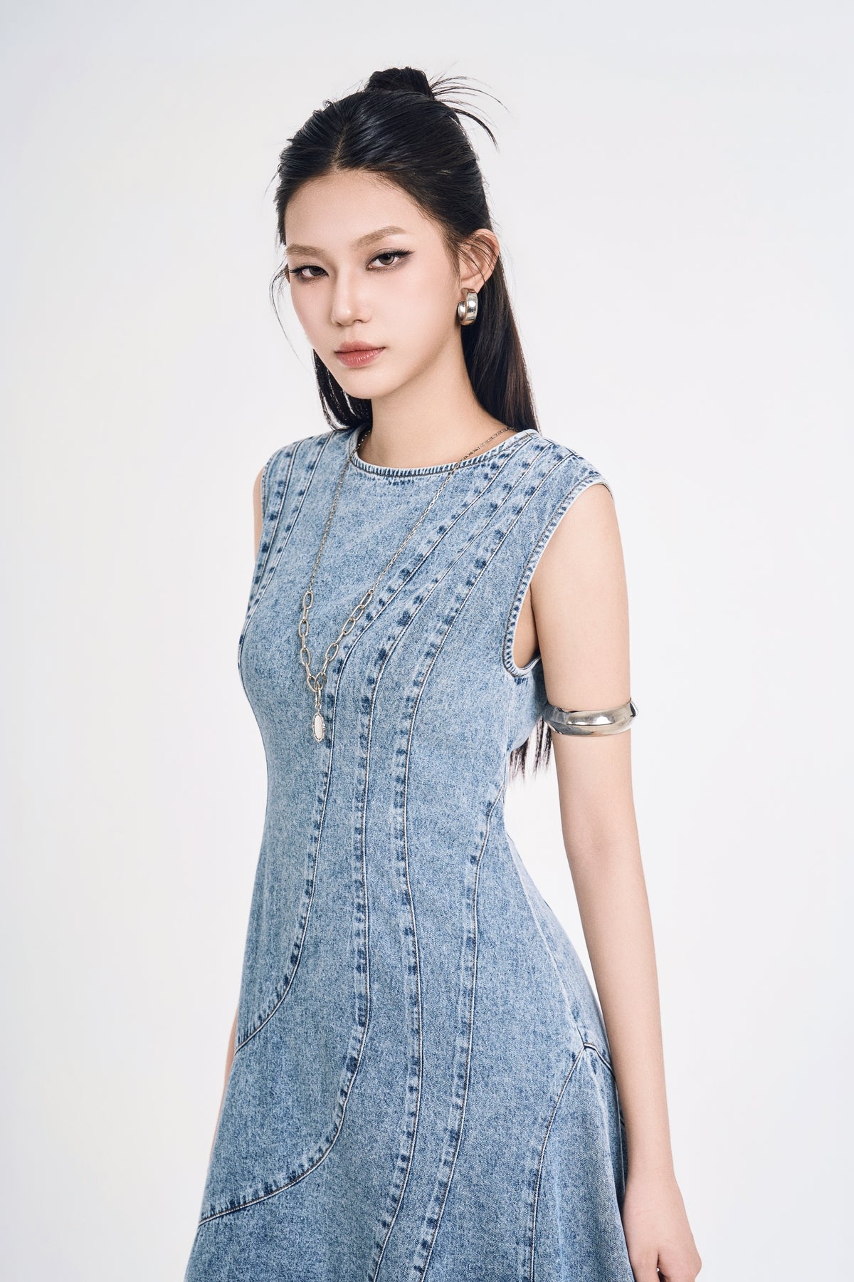 Đầm Denim Nữ Dáng Chữ A Cắt Rã Phối Mảng