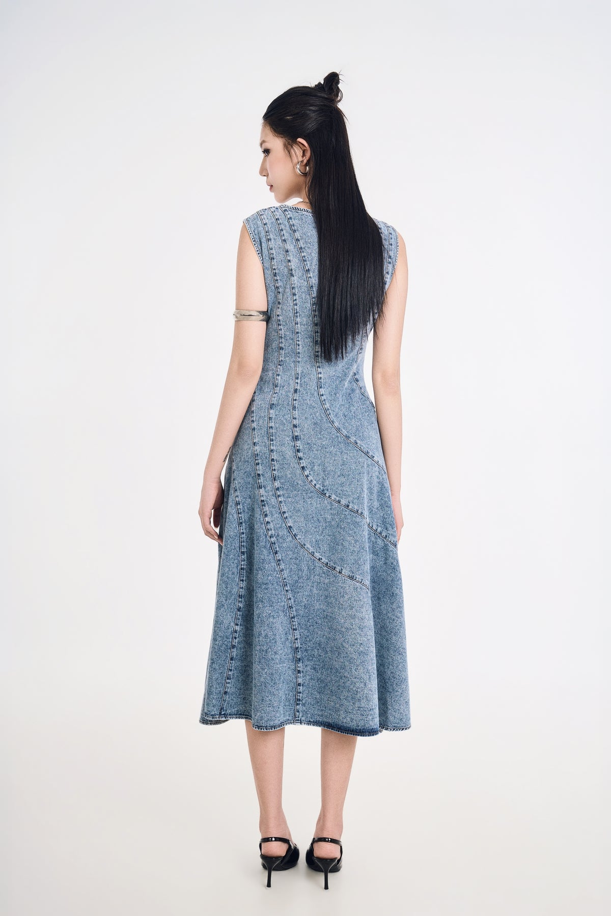 Đầm Denim Nữ Dáng Chữ A Cắt Rã Phối Mảng