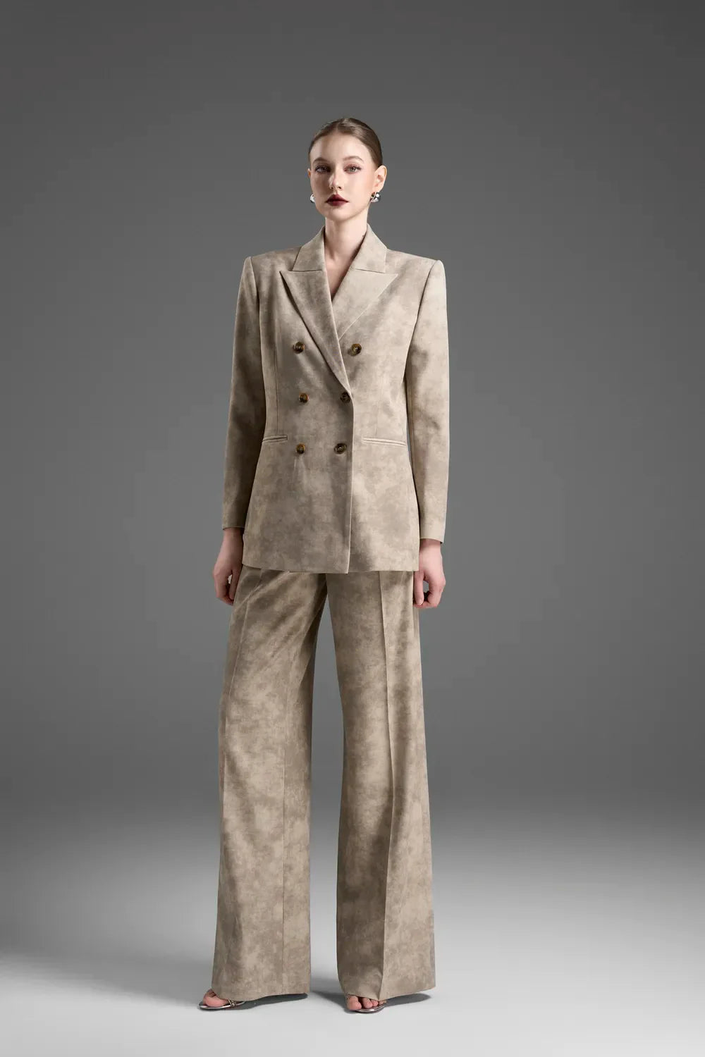 Áo Blazer Hai Hàng Cúc Cỡ Lớn