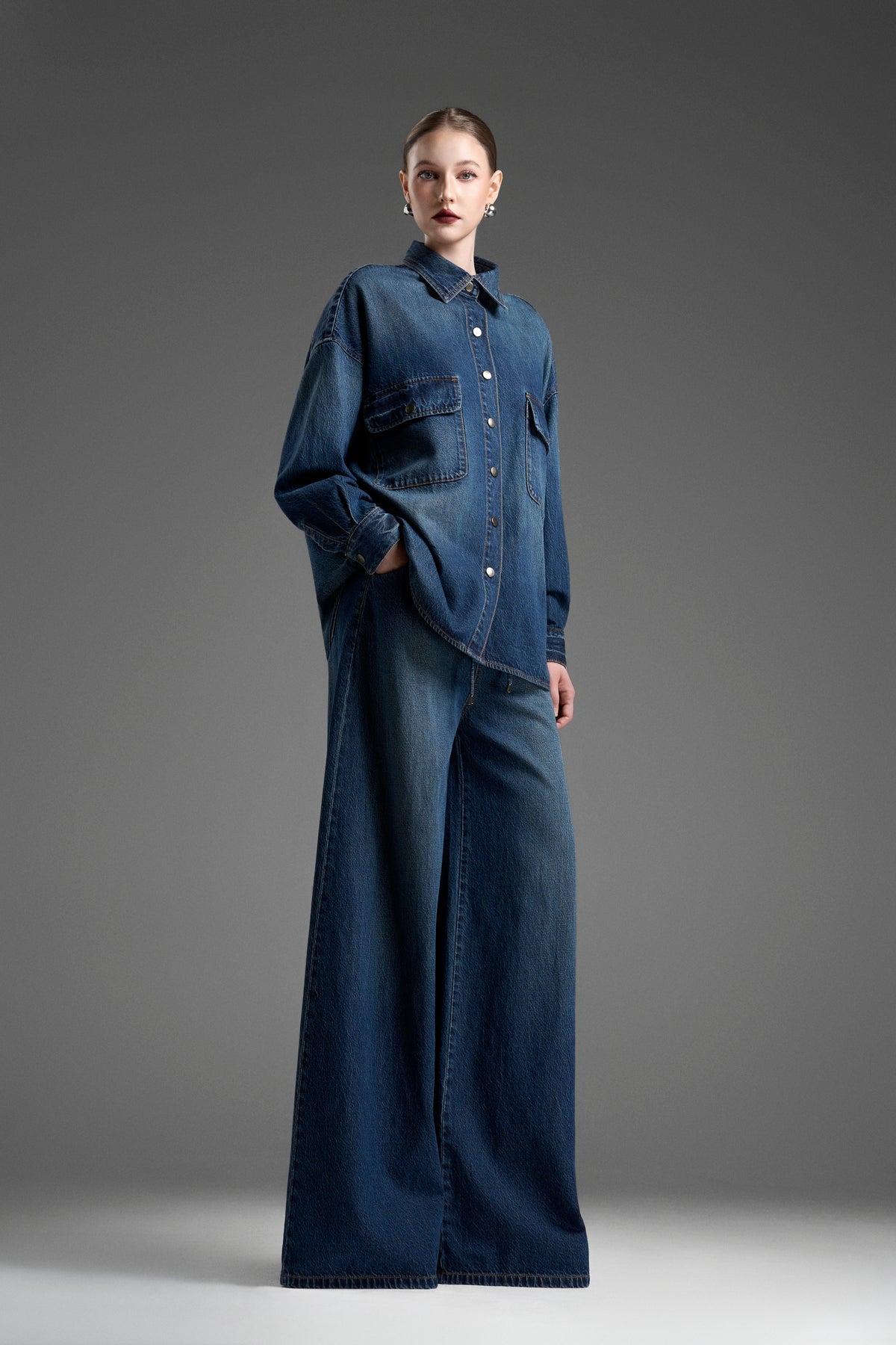 Quần Jeans Nữ Ống Rộng Xanh Rêu