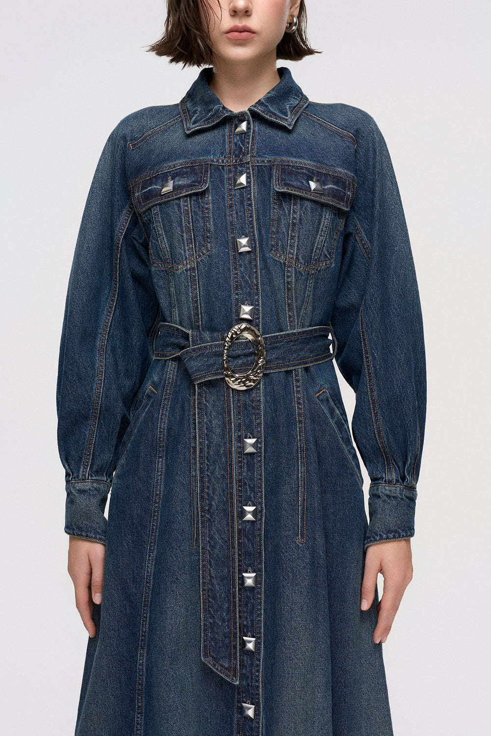 Đầm Denim Nữ Dáng Sơ Mi Tay Raglan Chân Váy Xếp Ly