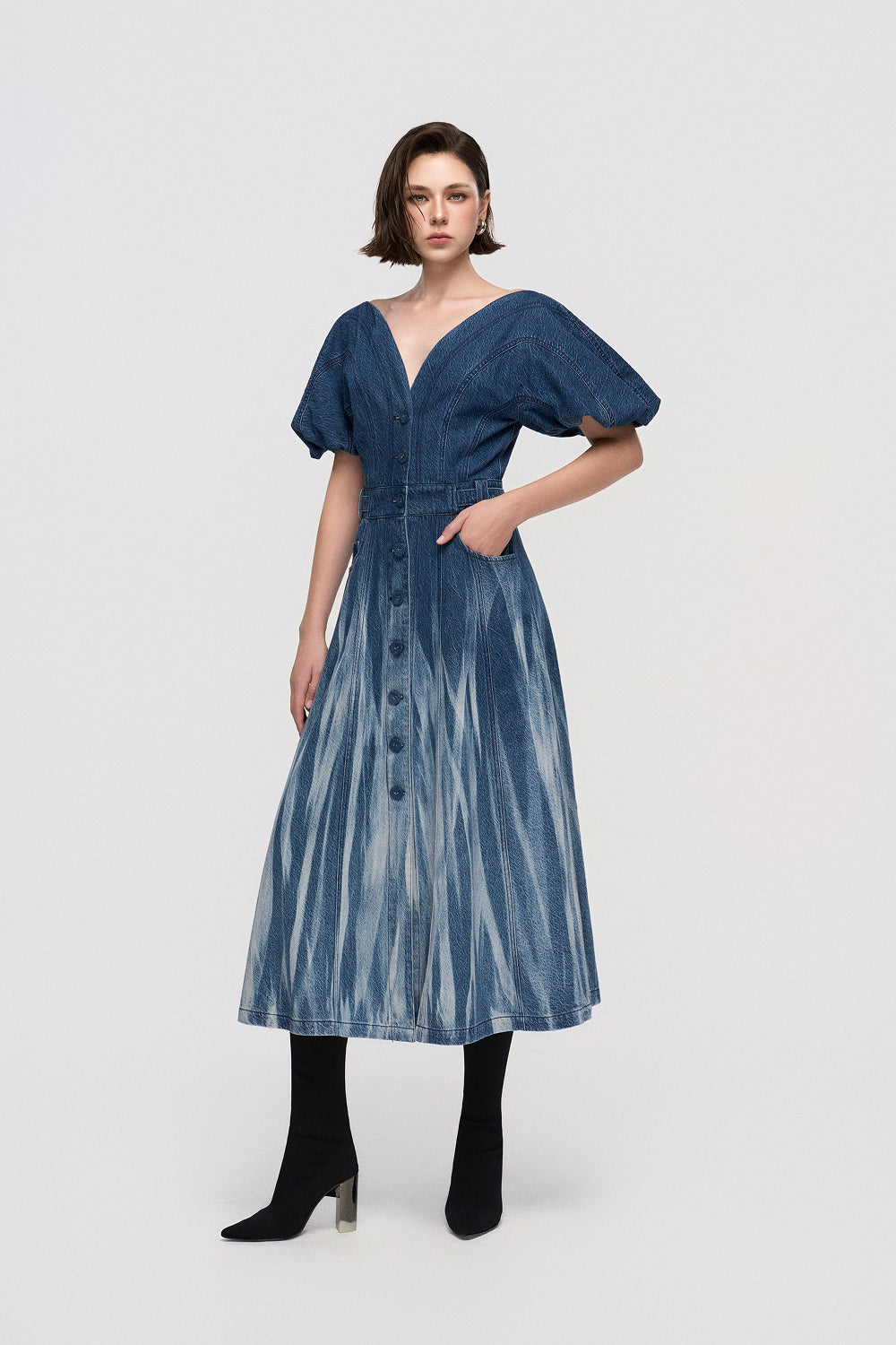 Đầm Denim Nữ Dáng Chữ A Tay Bồng Hiệu Ứng Giặt Dọc