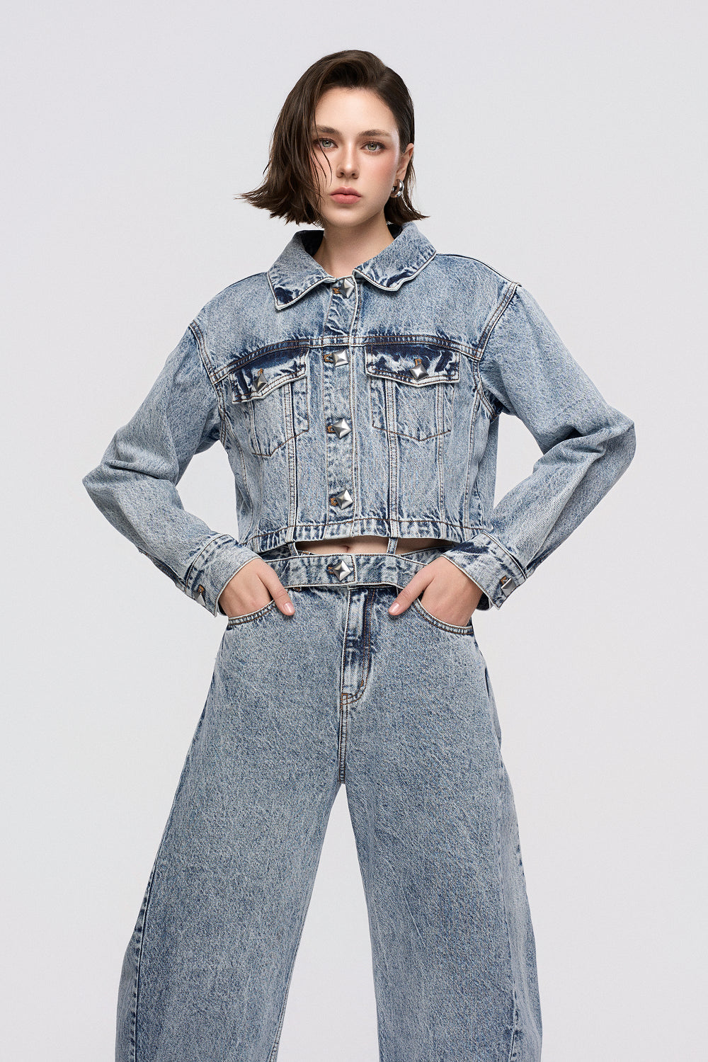 Áo Khoác Denim Nữ Dáng Cổ Điển Giặt Loang