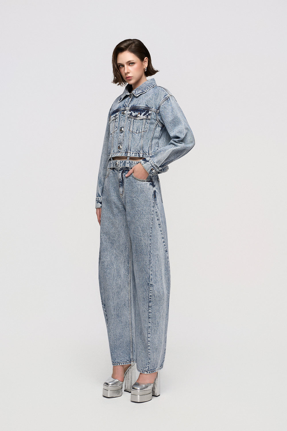 Áo Khoác Denim Nữ Dáng Cổ Điển Giặt Loang